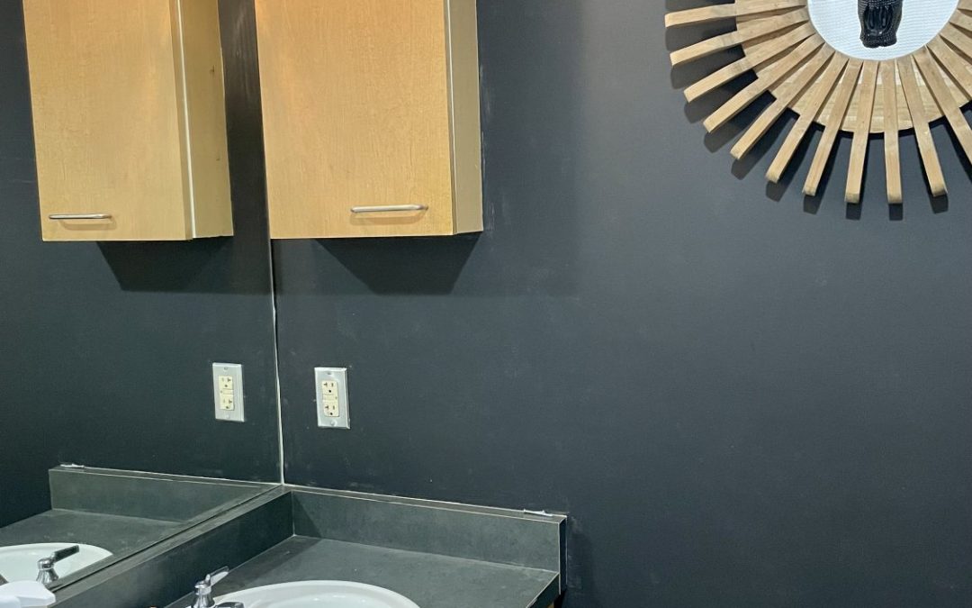 GL405 – Bathroom