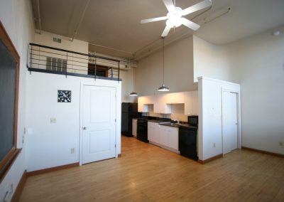 100 Broadway Blvd NE, Loft 301